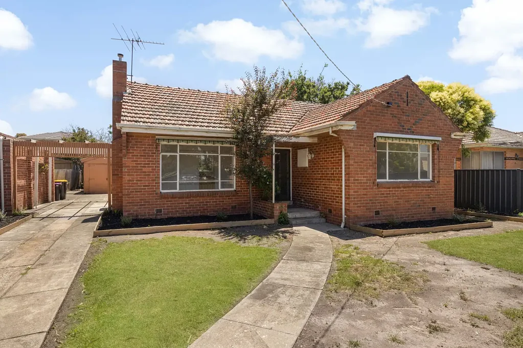32 Glenroy Road, Glenroy, VIC 3046