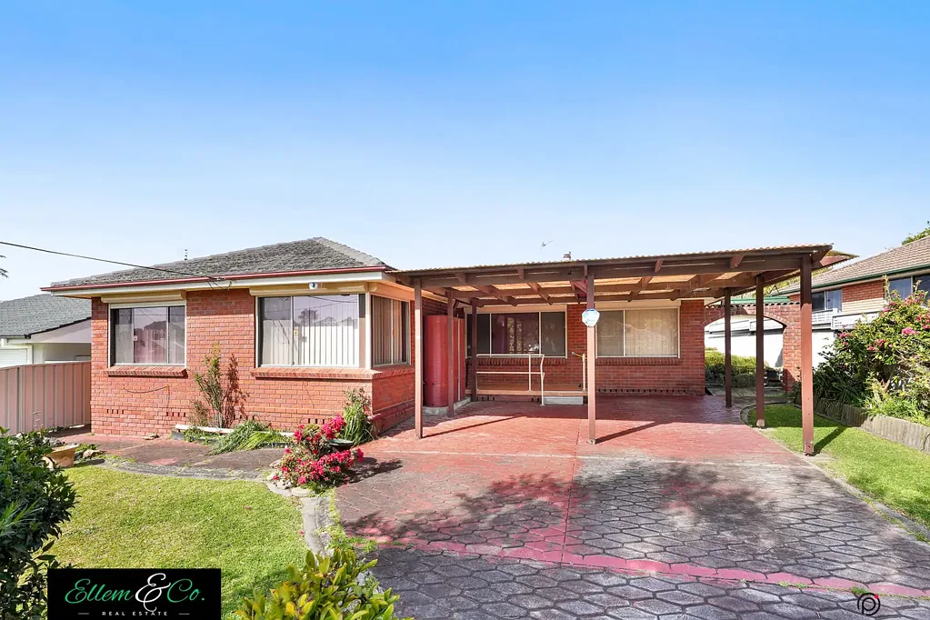 9 Bourke Avenue, Barrack Heights, NSW 2528