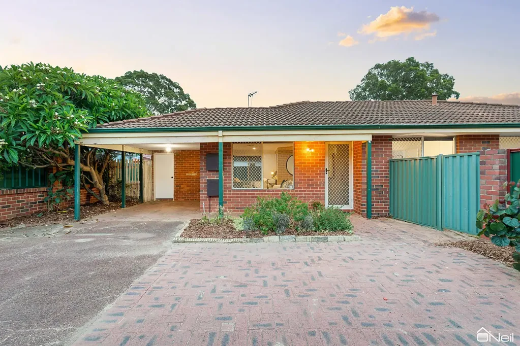 2/22 Locksley Avenue, Armadale, WA 6112