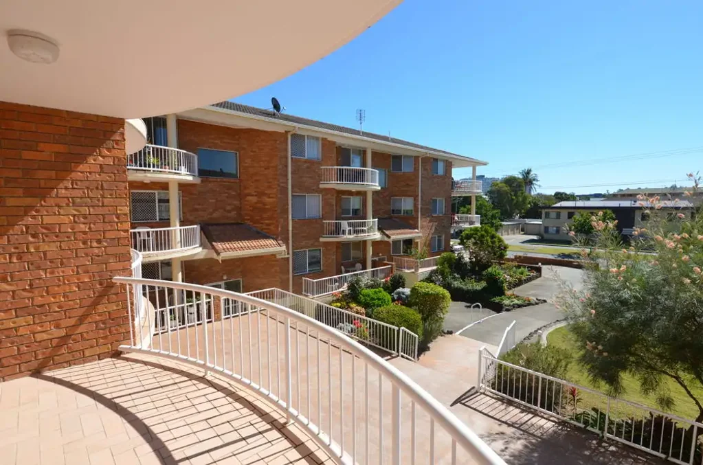 ADJACENT TO TWEED MALL - TWO BEDROOM UNIT