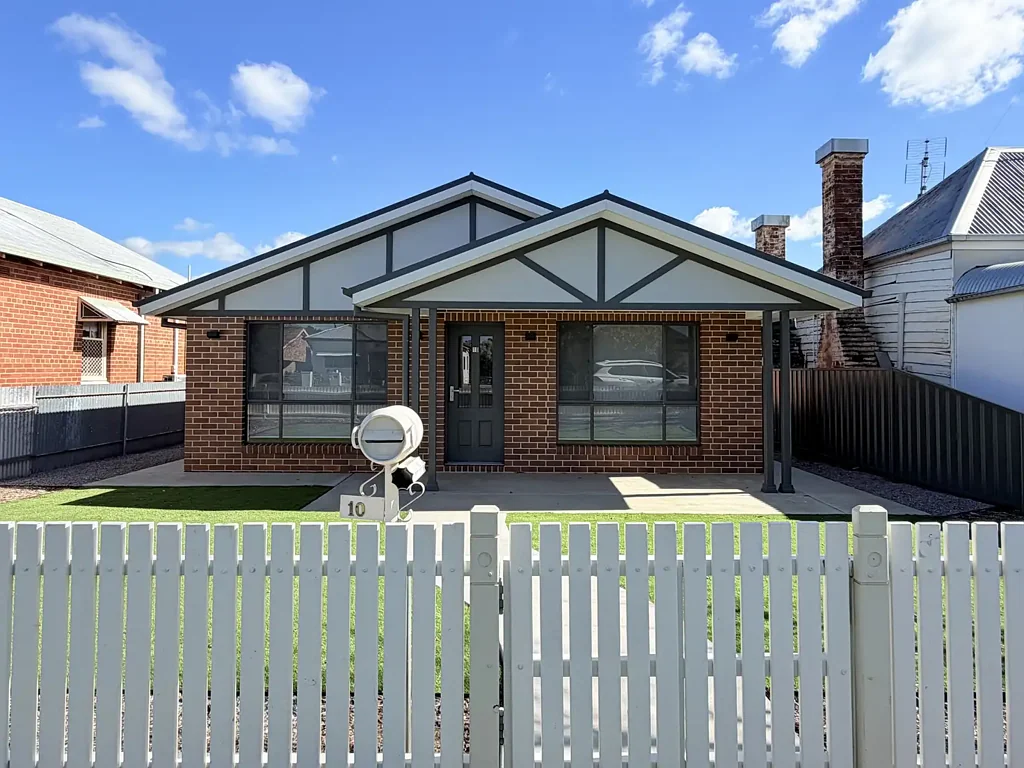 Ray White Real Estate Parkes