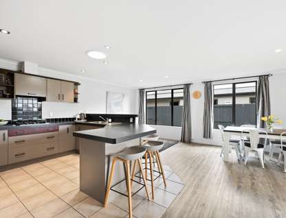 6 Acton Vale, Rototuna North, Hamilton, Waikato, 4房, 2浴, 独立屋
