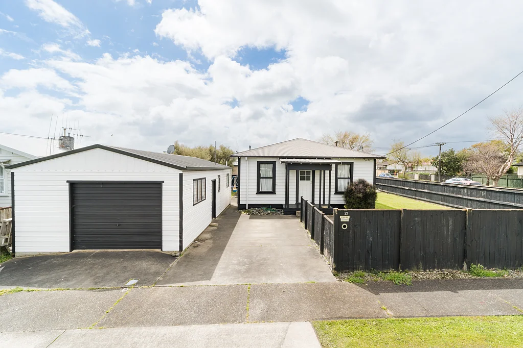 32 Cambridge Street, Milson, Palmerston North, Manawatu-Wanganui