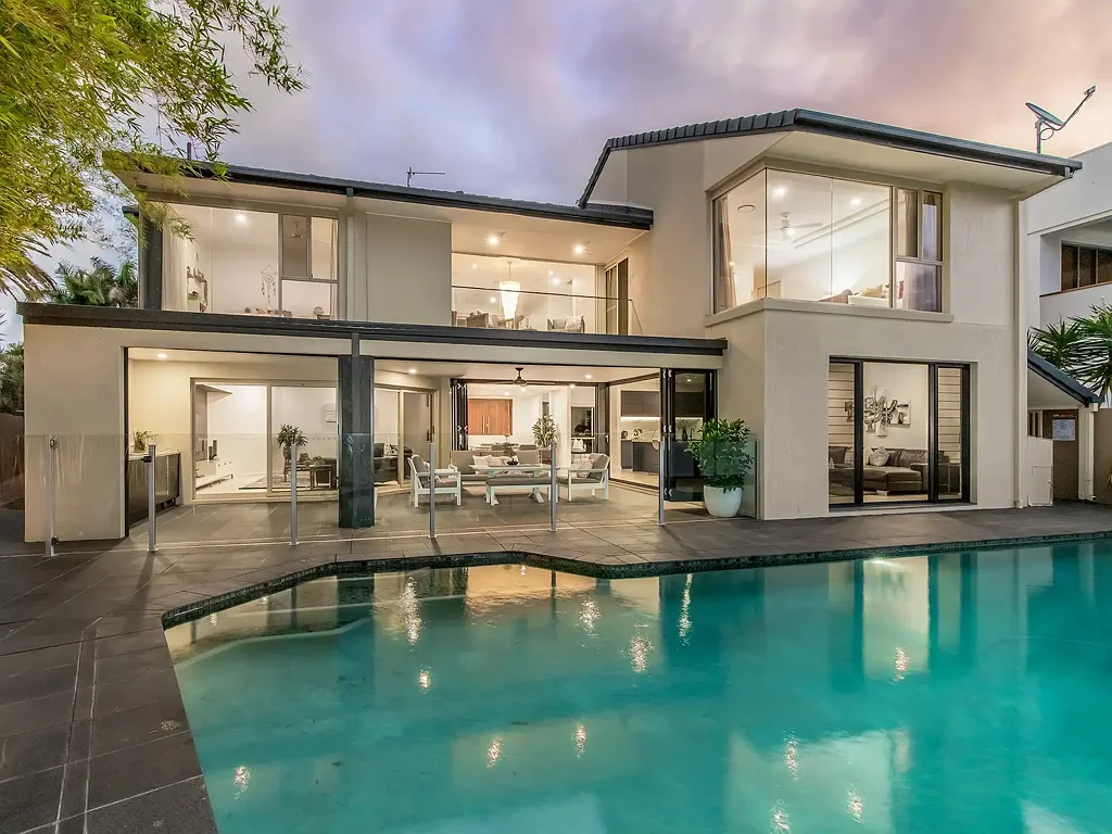 Exclusive North-Facing Waterfront Residence