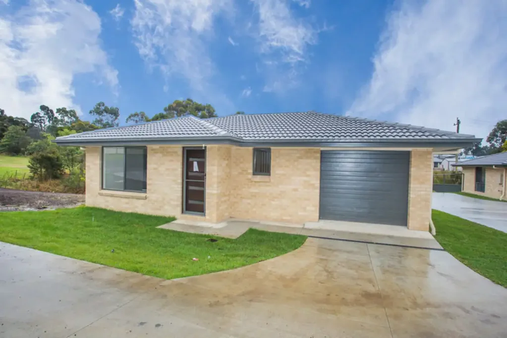 71A & 71B Kline Street, Weston, NSW 2326