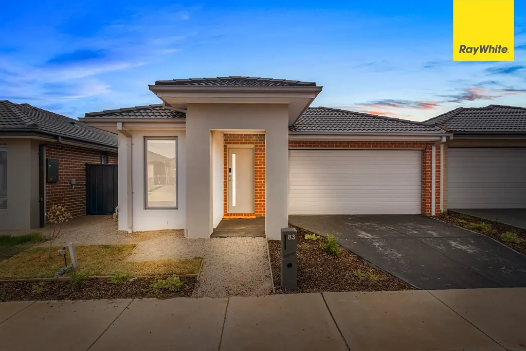 83 Buckingham Boulevard, Strathtulloh, VIC 3338