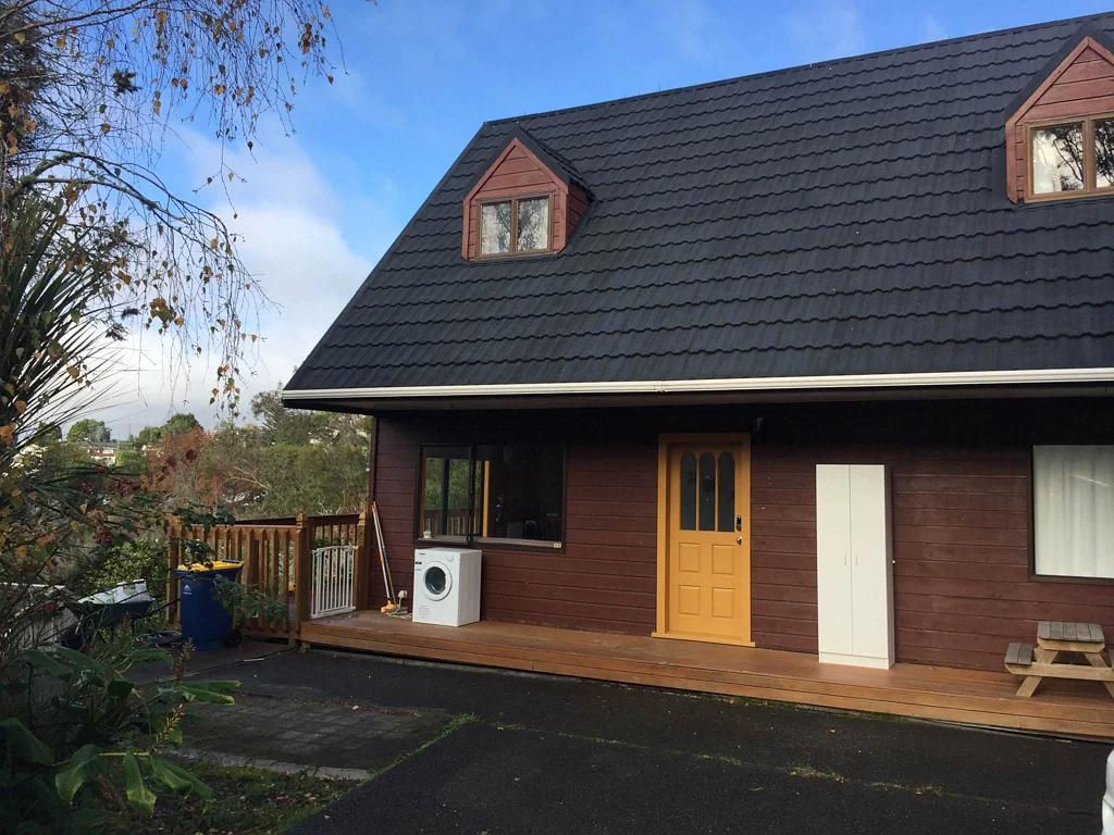 Spacious 3 bedroom plus more in Glenfield!!