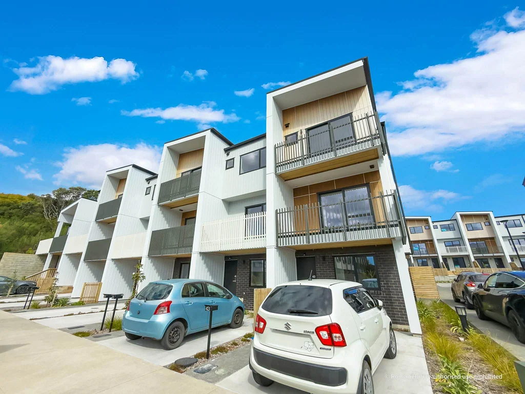 Mount Wellington 3 Slaapkamer Convenience Living & Self-Contained Studio