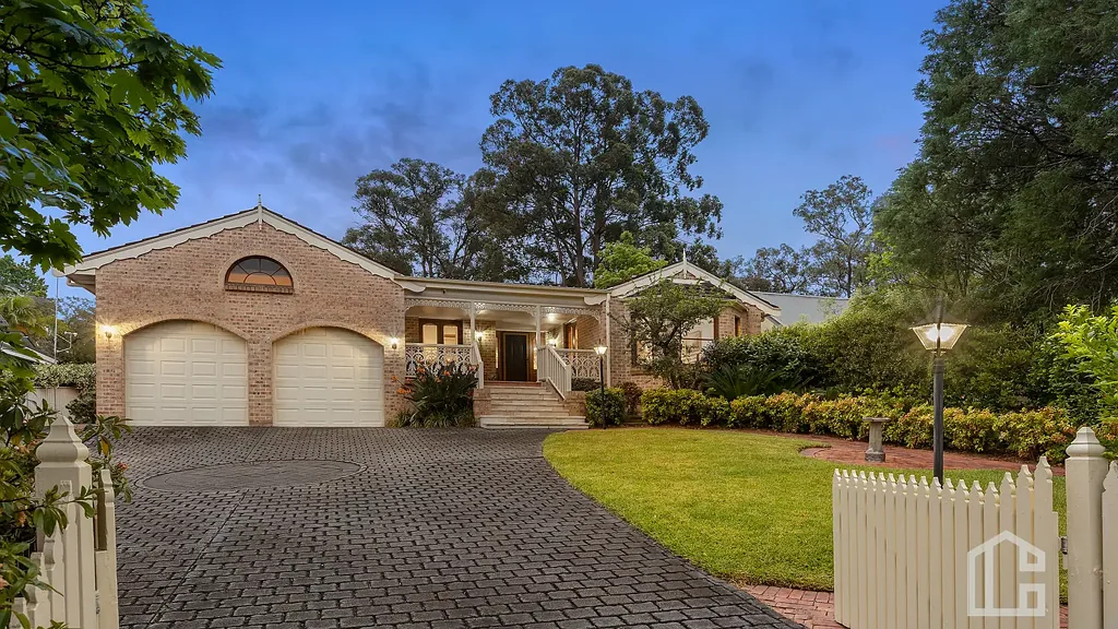 15 Levy Street, Glenbrook, NSW 2773