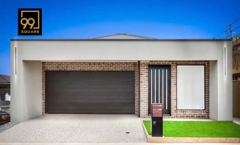 32 MANGIONI DRIVE, Deanside, VIC 3336