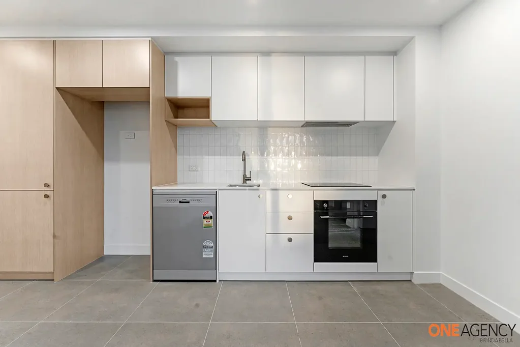 Modern 2-Bedroom Apartment in the Heart of Phillip