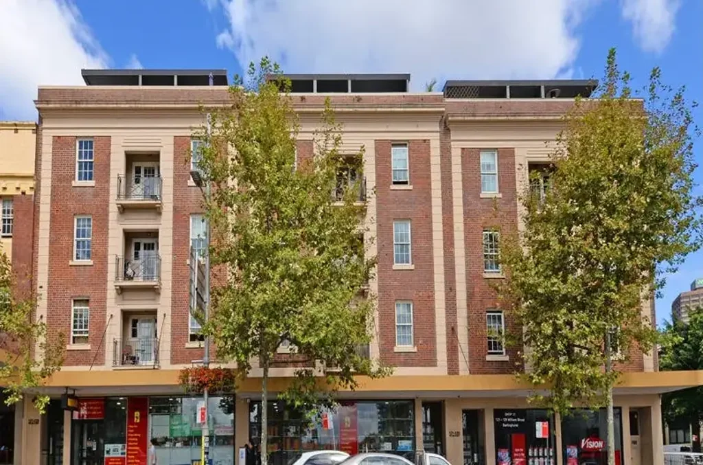Spacious 2-Bedroom Apartment in Prime Darlinghurst Location