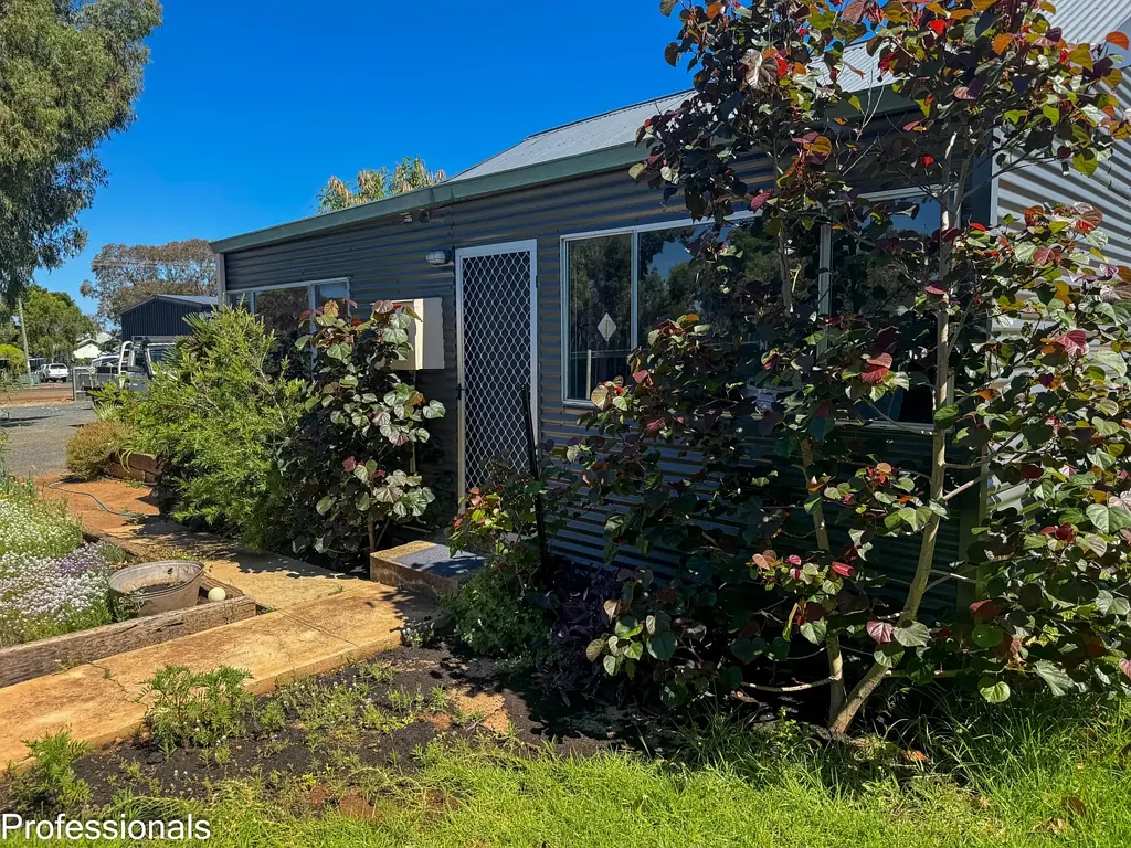 80 Angove Street, Norseman, WA 6443