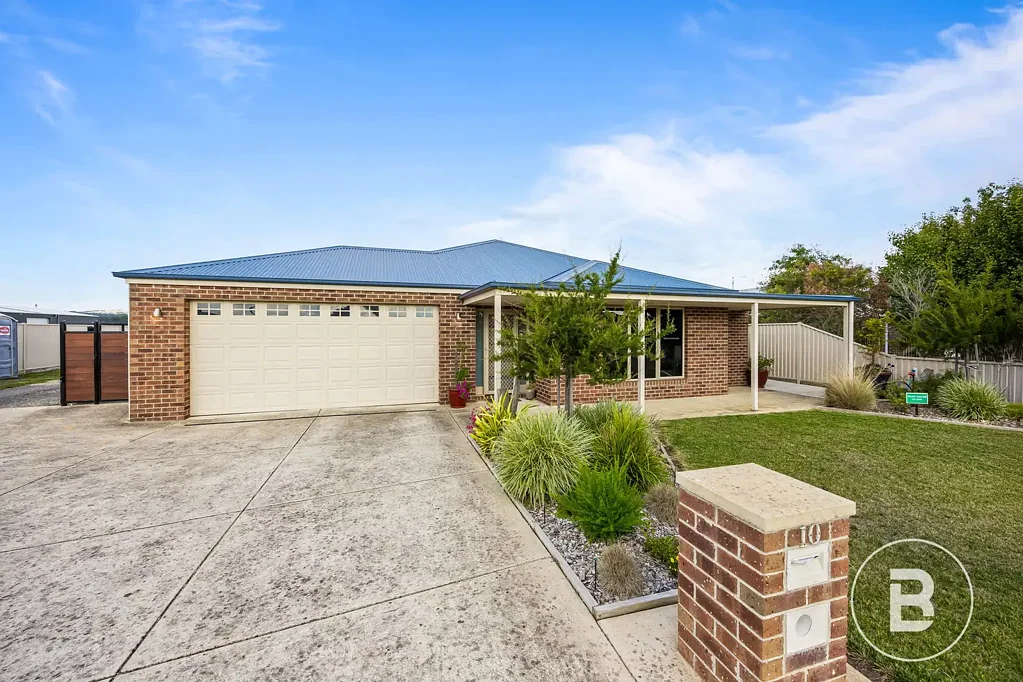 Sebastopol 5침실 SPACIOUS FAMILY LIVING WITH VERSATILE SPACES IN A QUIET, PRIME LOCATION