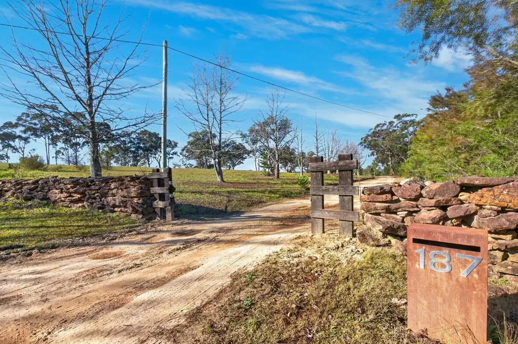 Somersby 5房  Top of the World: Architectural Luxury & Unrivalled Panoramic Views