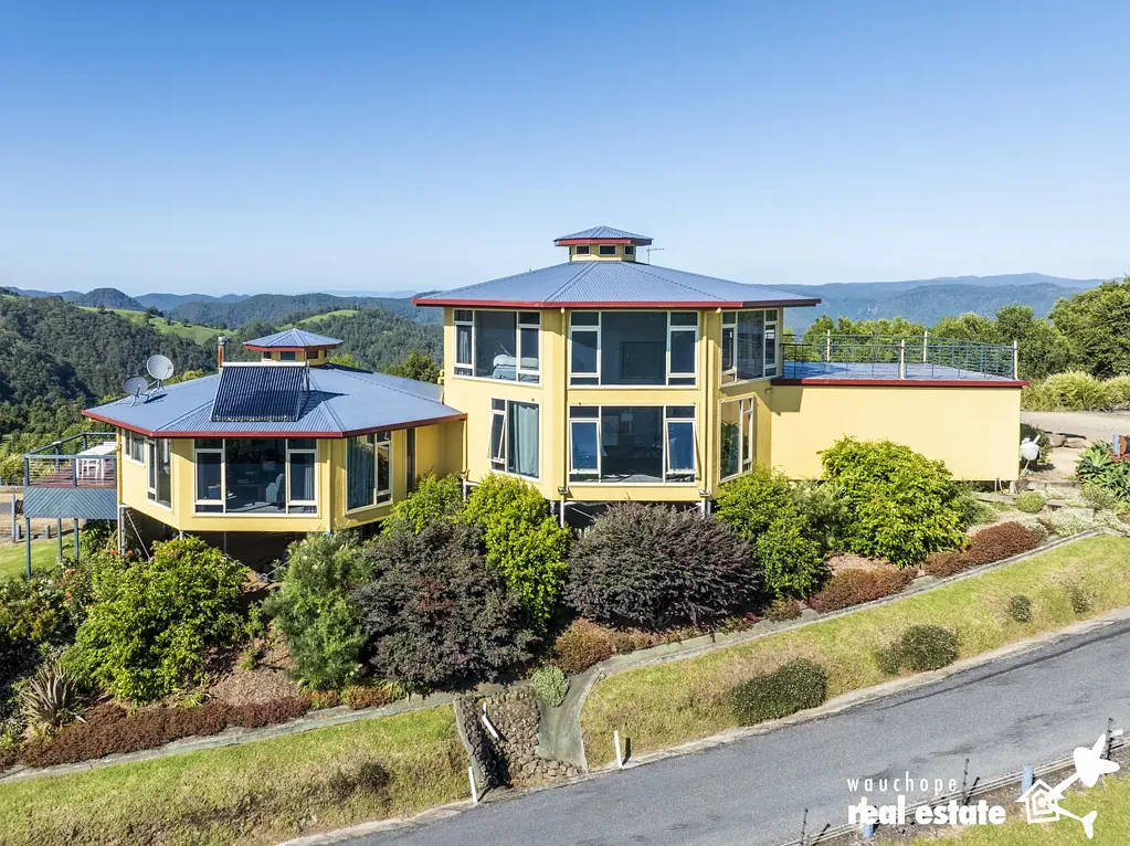 Innes View  Elevate your lifestyle.