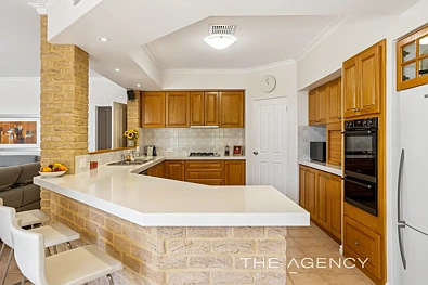 19 Hyde Court, Hillarys, WA 6025, 3 રૂમ, 2 બાથરૂમ, House