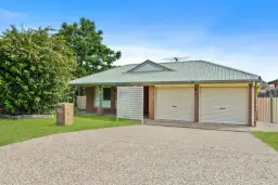 8 Dianthus Place, Flinders View