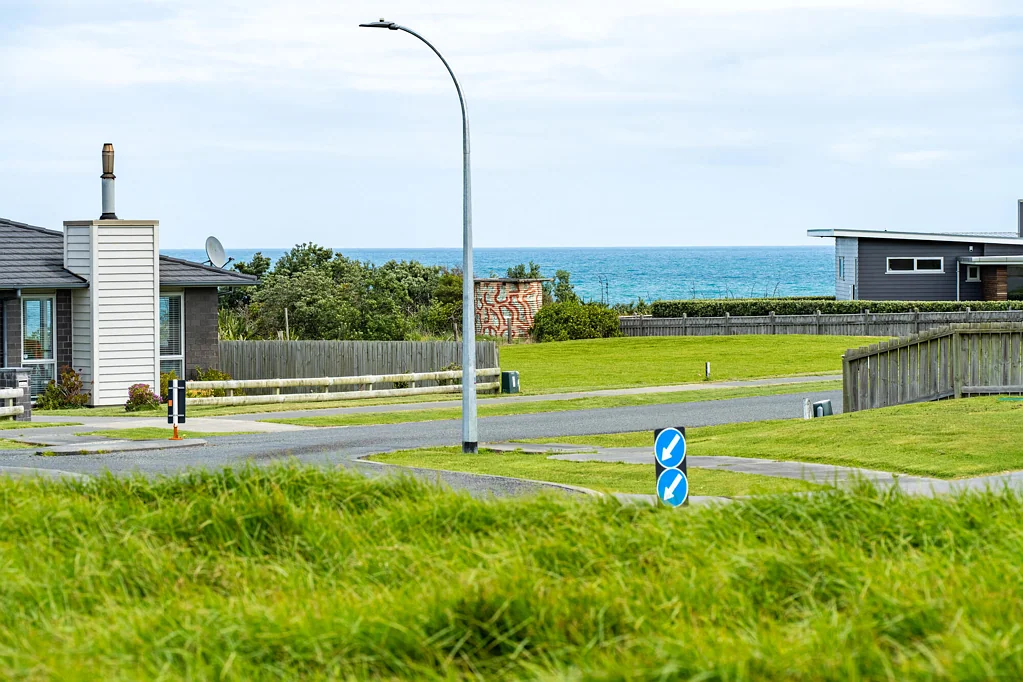 Dargaville Surrounds LIFE'S A BEACH