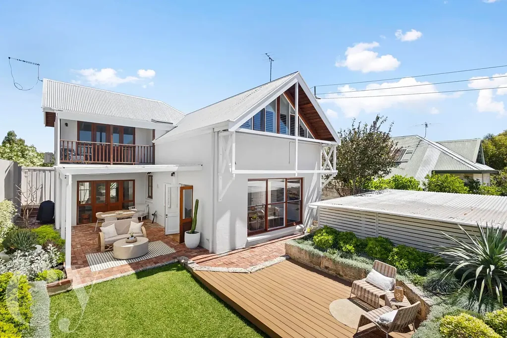 Furnished Fremantle Architectural Stunner