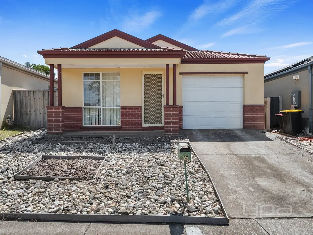 THREE BEDROOM GEM!