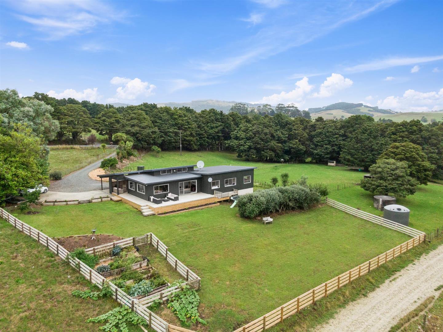 569 Tomarata Valley Road, Whangaripo, Auckland - Rodney, 4 phòng ngủ, 1 phòng tắm