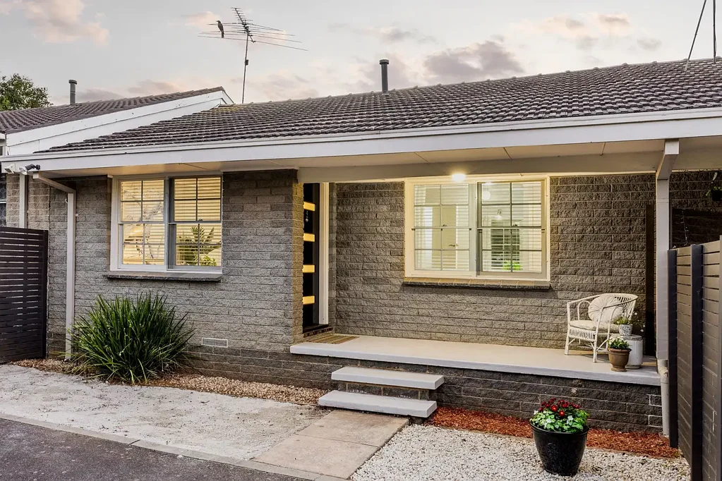 4/23 Hutcheson Avenue, Highton, VIC 3216