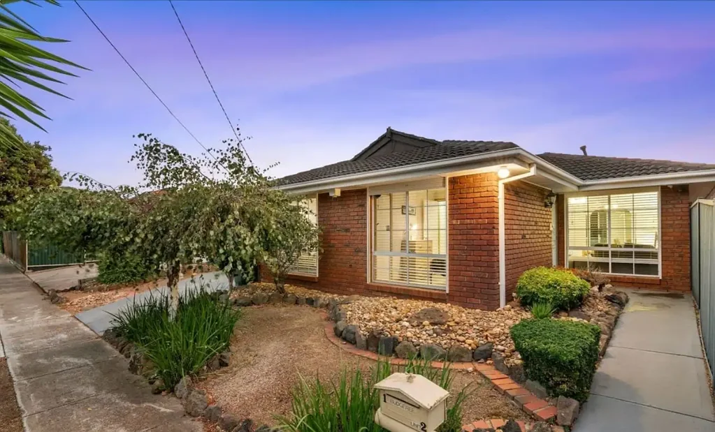Hoppers Crossing 3ਬੈੱਡਰੂਮ Family home near Schools and Shopping Centre!