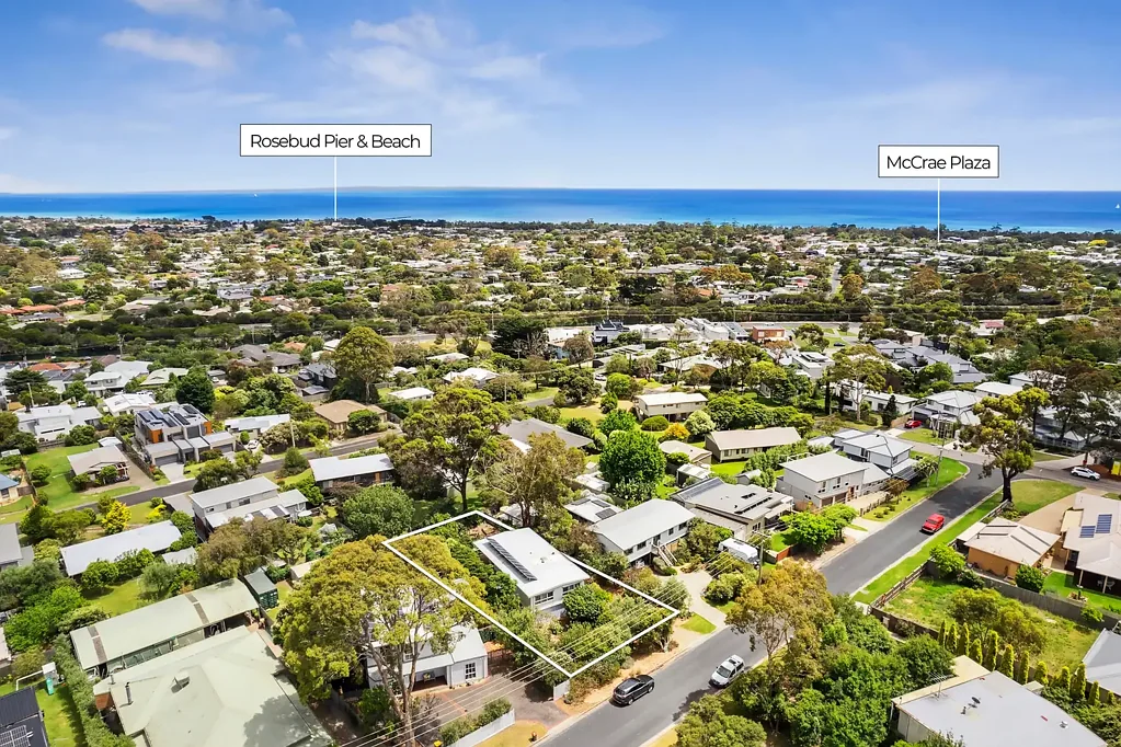 6 Hillman Avenue, Mccrae, VIC 3938