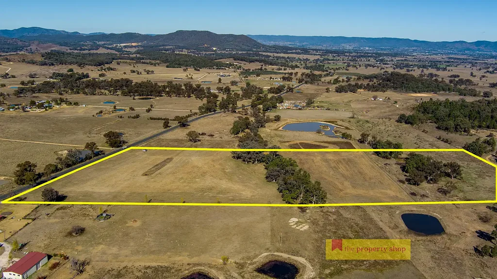 Mudgee  25 ACRES, CREEK FRONTAGE, MINUTES FROM MUDGEE