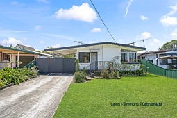73 Cartwright Avenue, Busby