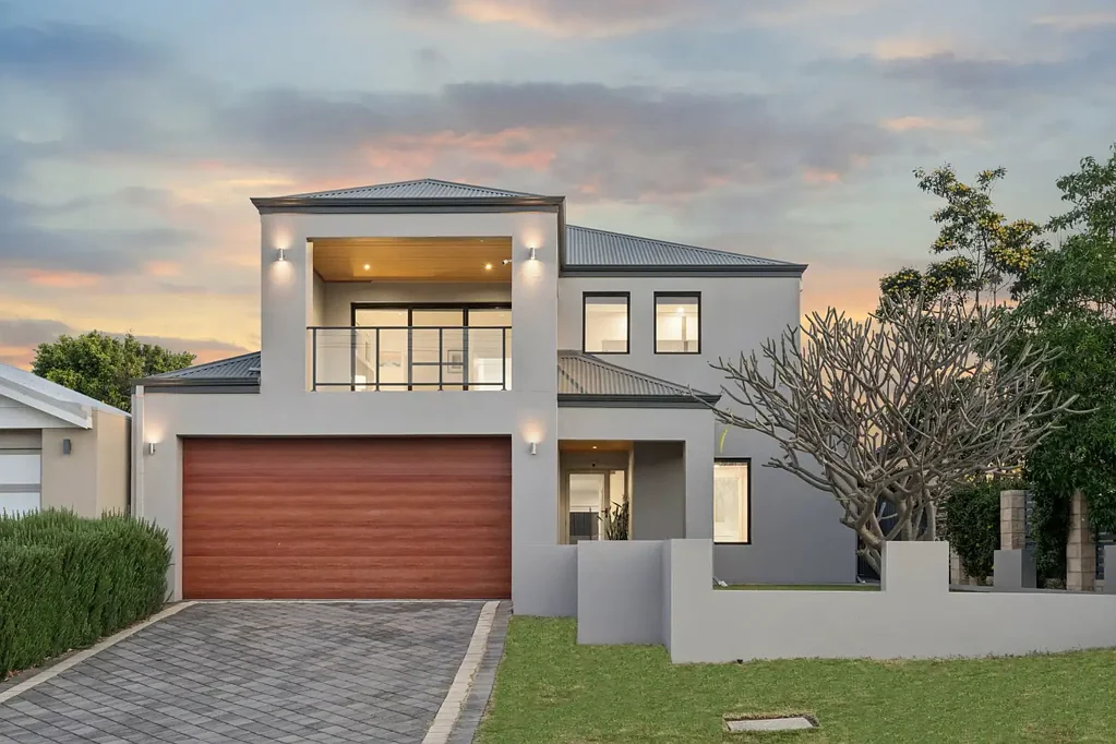 Duncraig 4બેડરૂમ Refinement Meets Real Functionality!