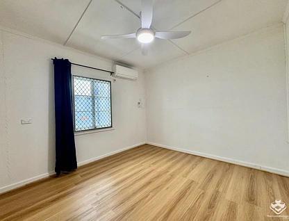 37 Stevens Street, Southport, Gold Coast, 5 રૂમ, 2 બાથરૂમ, House