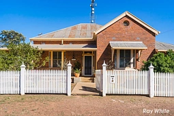 5 Rannock Road, Coolamon