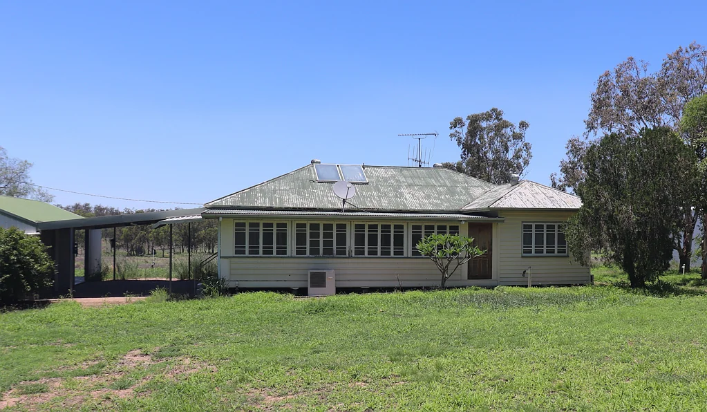 26040 Burnett Highway, Eidsvold, QLD 4627