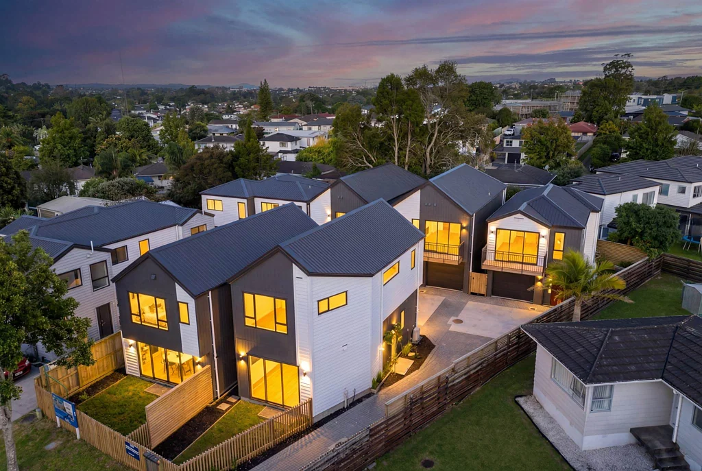 Ranui 3房  Modern Standalone Homes with Space, Style & Value