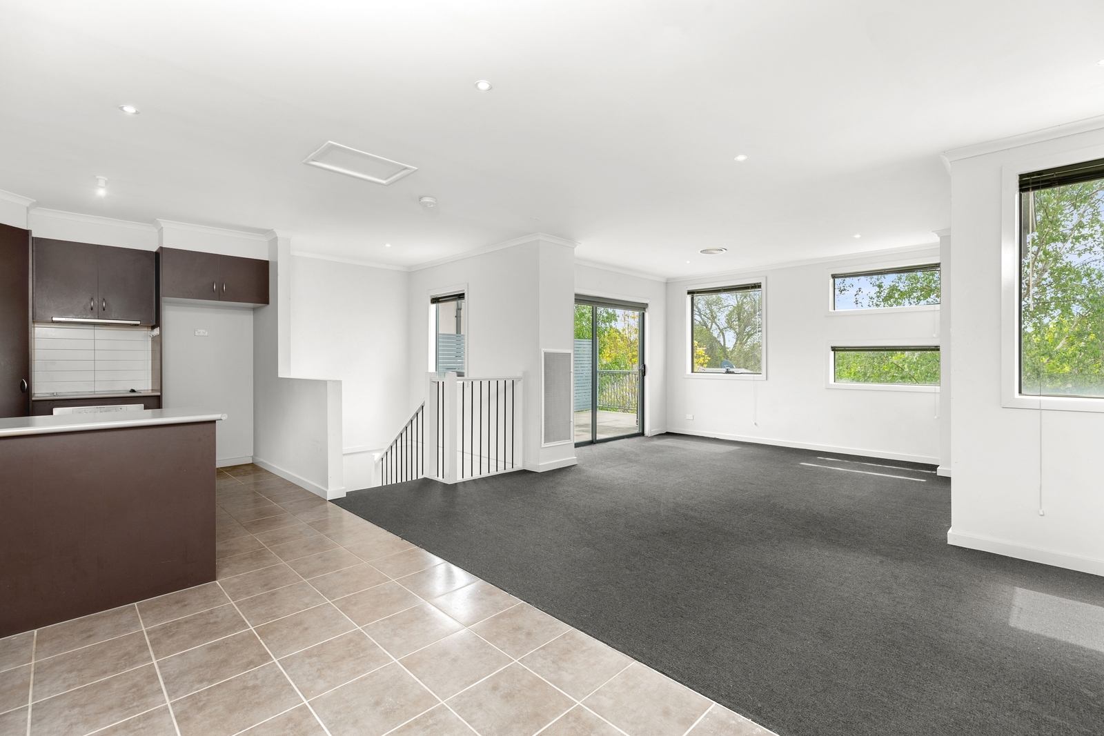 UNIT 5 1-5 RODNEY ST, GISBORNE VIC 3437, 0 غرف, 0 حمامات, Townhouse