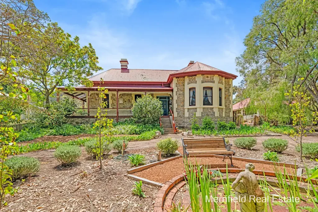 Port Albany 4غرفة نوم BRACKENHURST – A HERITAGE TREASURE REIMAGINED FOR MODERN LIVING