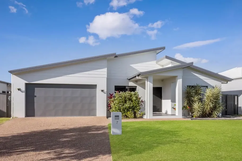 7 Sitara Street, Burdell, QLD 4818