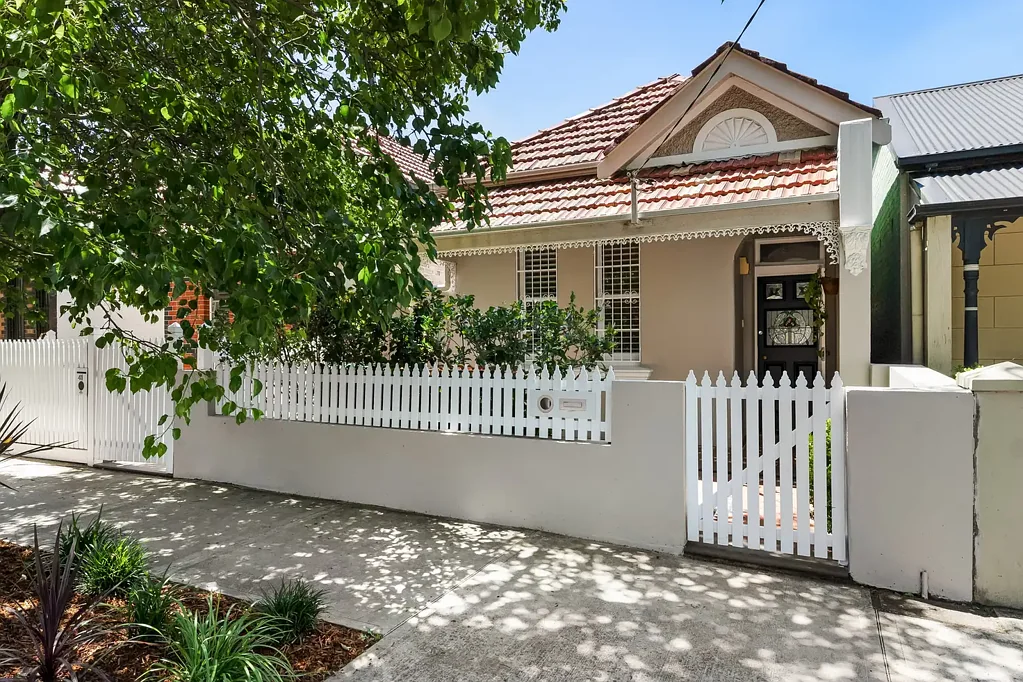Marrickville 3कमरा Charming freestanding home with garden oasis