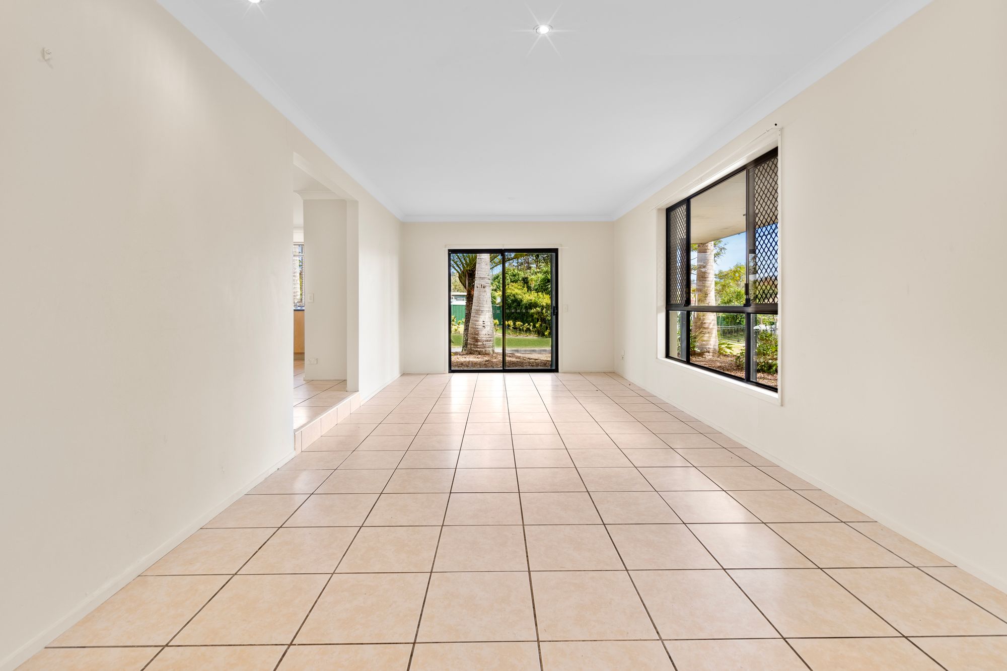 8 WILMOT PL, HELENSVALE QLD 4212, 0房, 0浴, House