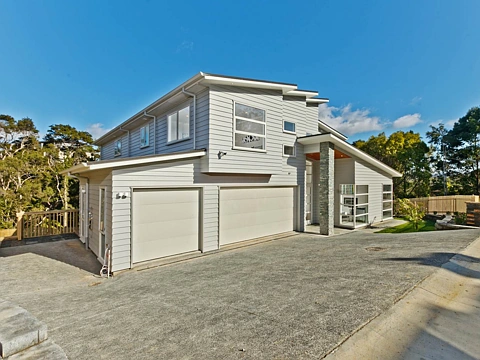 61 Bernard Magnus Lane, Greenhithe, North Shore City, Auckland