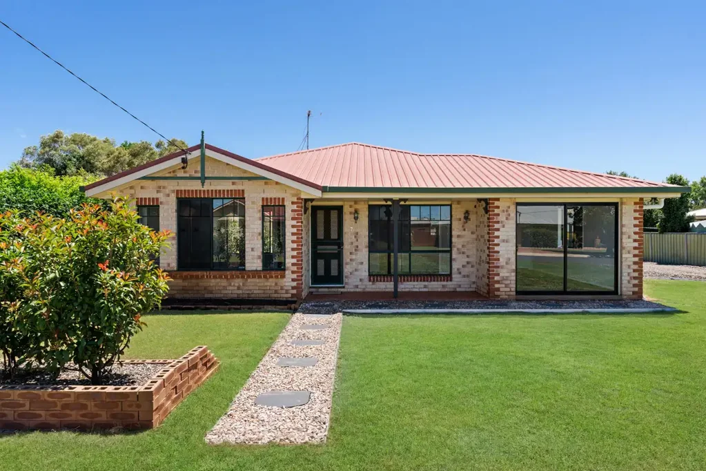 7 Pioneer Way, Pittsworth, QLD 4356