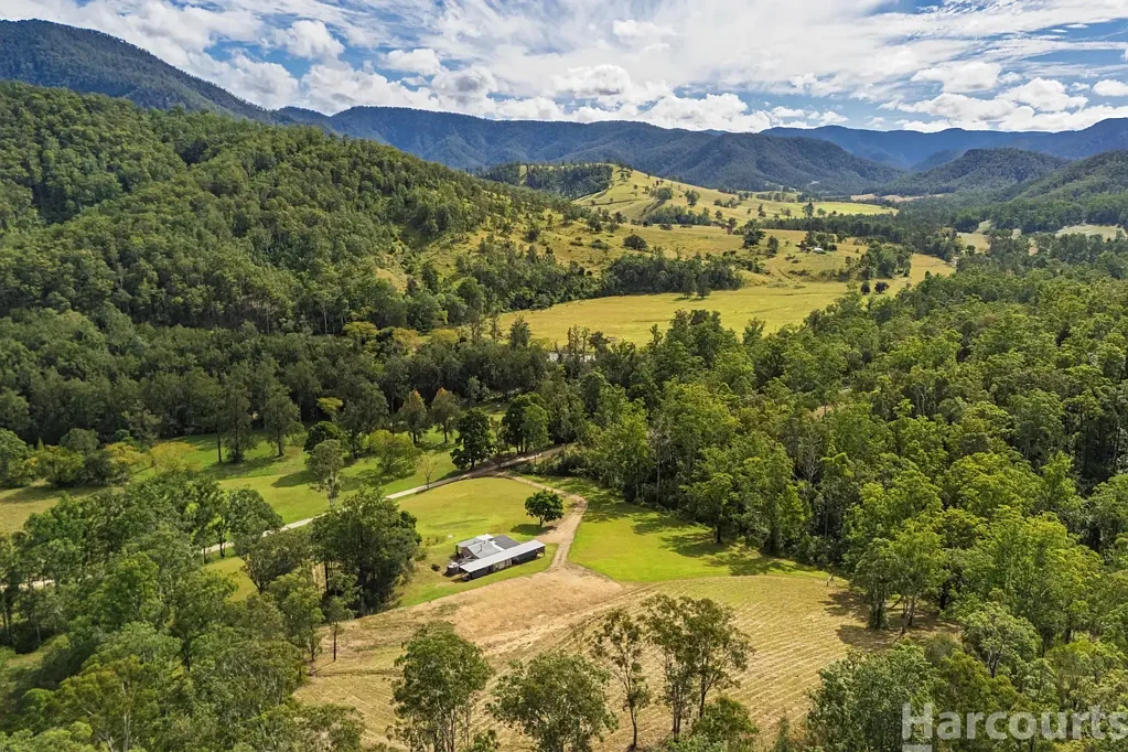 Forbes River Forbes River Escape With Potential Income