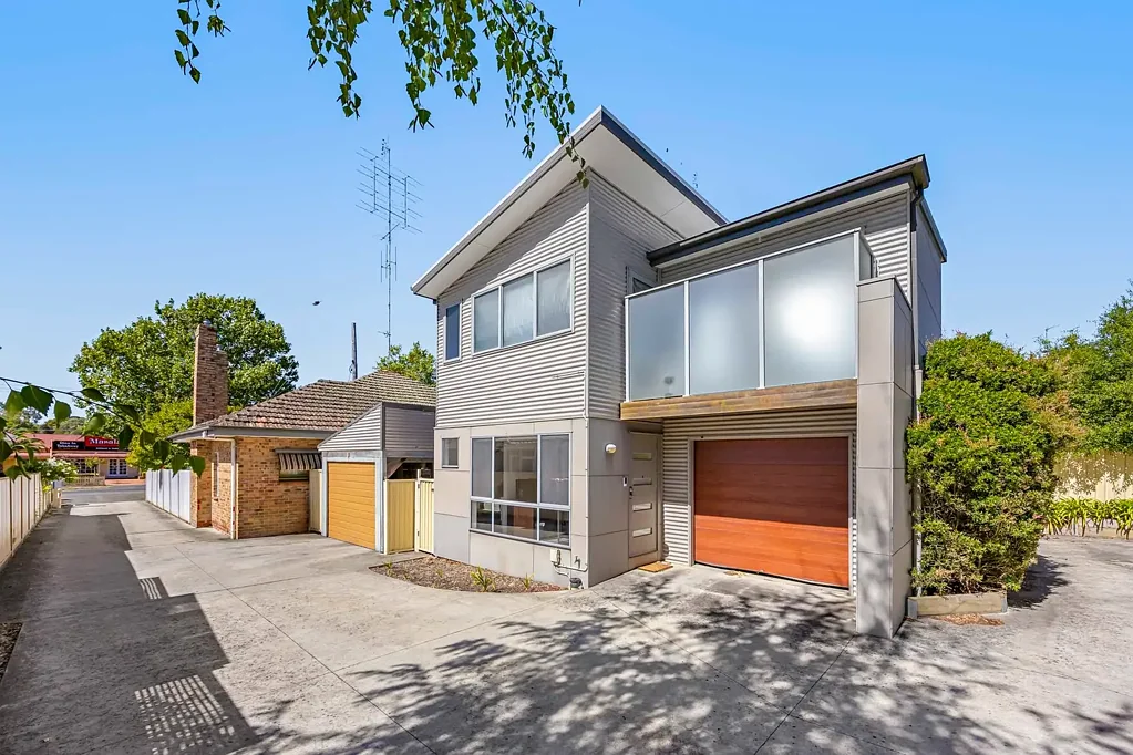 2/430 Main Road, Golden Point, VIC 3350