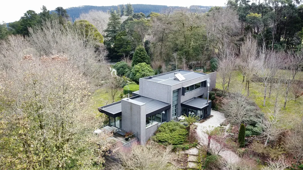 982 Mount Macedon Road, Mount Macedon, VIC 3441