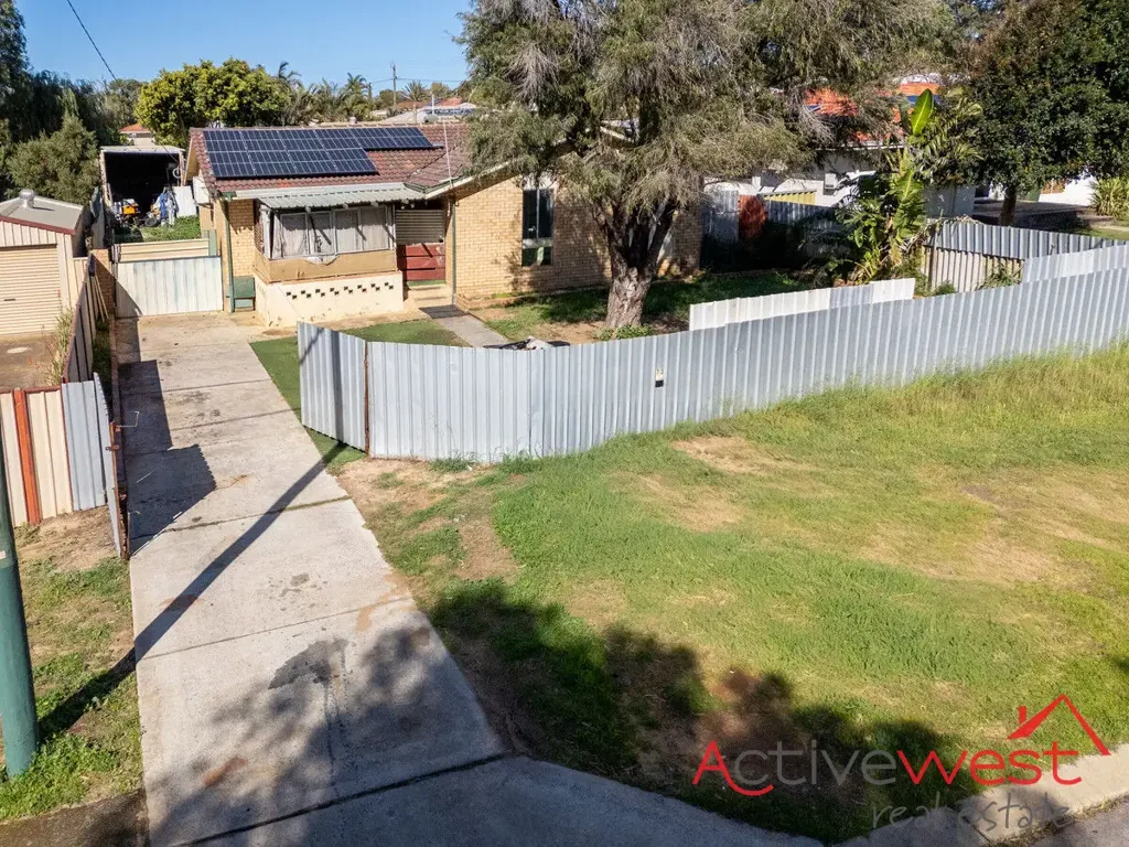 73 KENNY Crescent, Rangeway, WA 6530, 4 chambres, 1 salles de bain, House