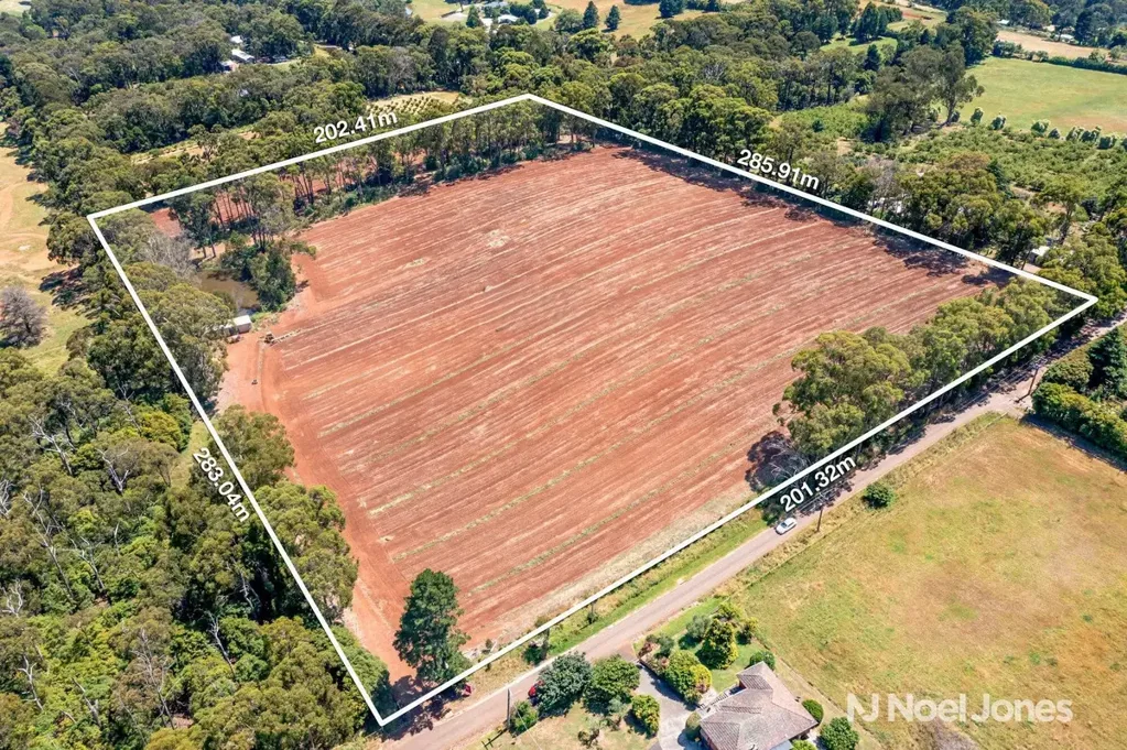 Mount Evelyn  14 Acres of Lifestyle Opportunity