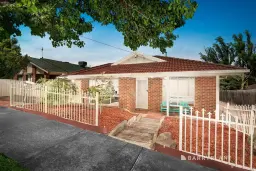 1/4 Grimwade Court, Epping