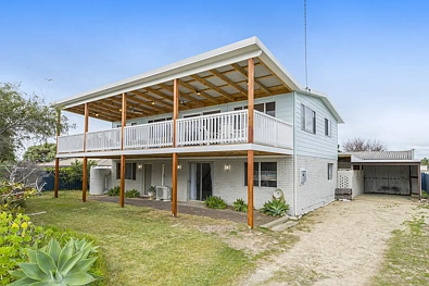 Lancelin 4chambre Coastal Escape with Dune Views